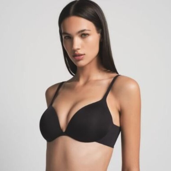 NWT SKIMS ULTIMATE PUSH UP PLUNGE BRA ONYX - 34DD - Picture 1 of 1